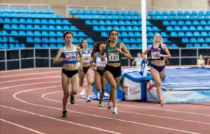 Paula Martin bate el récord de España de 800 metros 20 años después